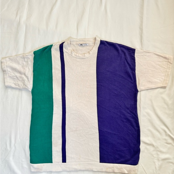 Zara White and Green Short Sleeve Tee with Colorblock Design - Picture 2 of 6
